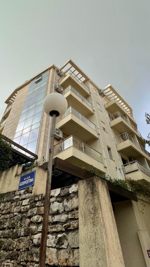 City Centre Getaway Μπούντβα Εξωτερικό φωτογραφία